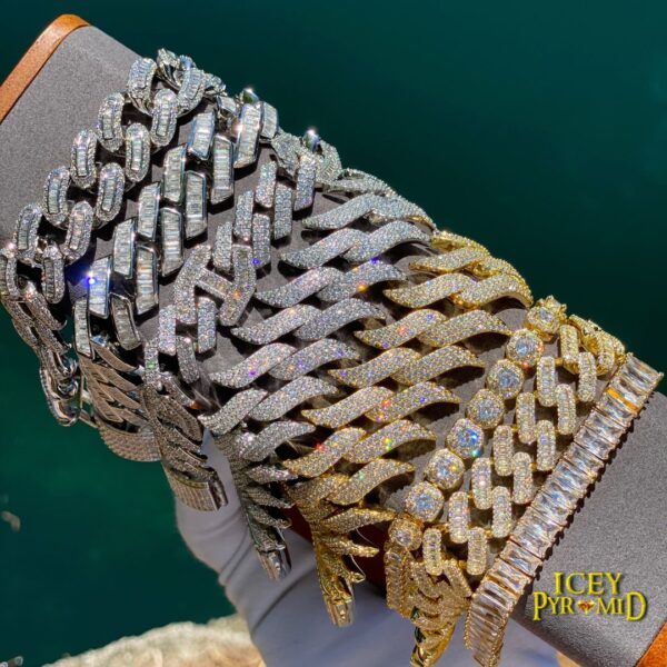 19MM Big Baguette Prong Cuban Iced Out Diamond Bracelet